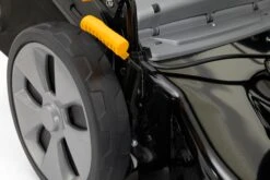 ALPINA Akku-Rasenmäher AL5 5148 S Li - Inkl. 2x 5 Ah Akku U. Ladegerät 11 ALPINA Akku-Rasenmäher AL5 5148 S Li - Inkl. 2x 5 Ah Akku U. Ladegerät -Netto 2225753000 prod 006