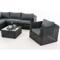 CLP Polyrattan Gartengarnitur MARBELLA | Sitzgruppe Mit 6 Sitzplätzen | Gartenmöbel-Set: Ein Ecksofa, Ein Sessel Und Ein Beistelltisch 8 CLP Polyrattan Gartengarnitur MARBELLA | Sitzgruppe Mit 6 Sitzplätzen | Gartenmöbel-Set: Ein Ecksofa, Ein Sessel Und Ein Beistelltisch -Netto 8600246500 11888901 prod 003
